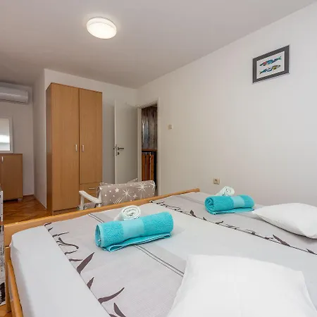Apartman Atemberaubendes Direkt Am Gelegen Mit Meerblick, Klima, Wifi *