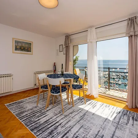 Atemberaubendes Direkt Am Gelegen Mit Meerblick, Klima, Wifi