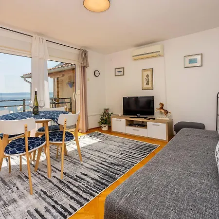 Atemberaubendes Direkt Am Gelegen Mit Meerblick, Klima, Wifi Apartman *