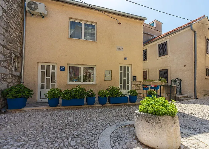 Atemberaubendes Direkt Am Gelegen Mit Meerblick, Klima, Wifi Novi Vinodolski