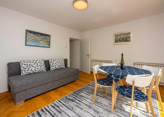 Διαμέρισμα Atemberaubendes Direkt Am Gelegen Mit Meerblick, Klima, Wifi